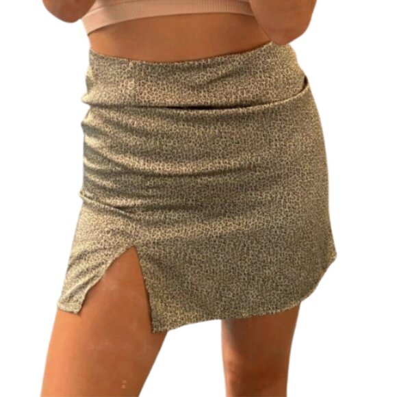 Skirt | Lulus | Size M - Picture 1 of 4
